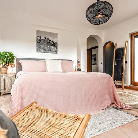 别墅 Quinta Maravilhas By Portucasa