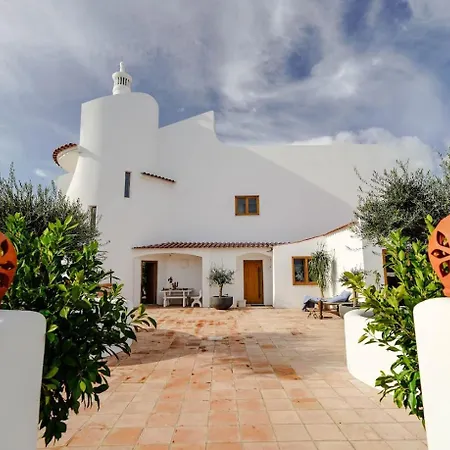 Quinta Maravilhas By Portucasa 别墅